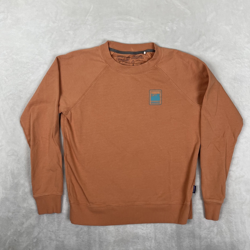 Patagonia Sweatshirt Womens Small Orange Fleece Crewneck Pullover Logo Graphic